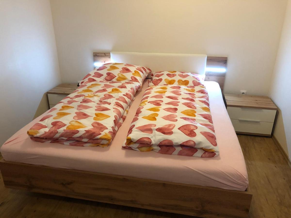 L&B Lake View Modern Apartment Lipno nad Vltavou Eksteriør bilde